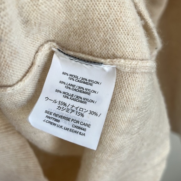 J Crew Classic V Neck Knit Cardigan Sweater Wool Cashmere - Picture 5 of 8